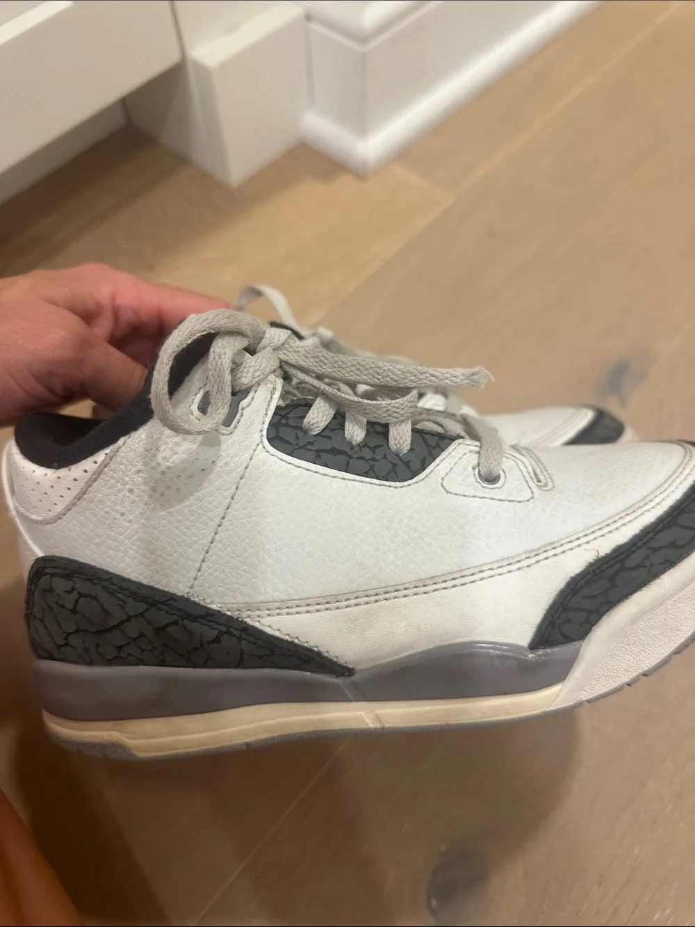 Nike Air Jordan Boy’s white/grey high top sneakers